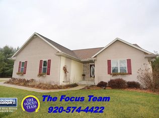 714 Sandy Pines Ct, Redgranite, WI 54970