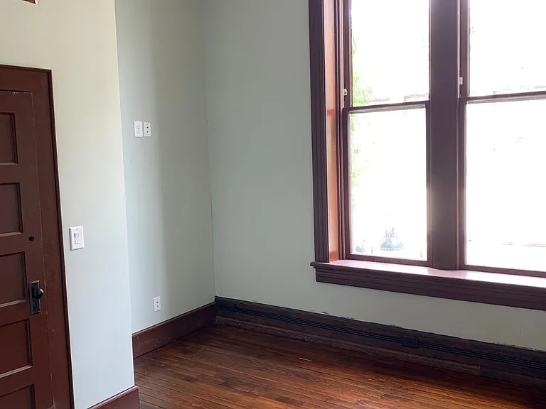 131 S Main St #201 — Photo 8