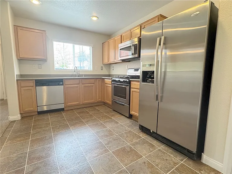 3188 Mist Effect Ave — Photo 7