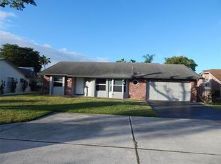 7921 NW 4th St, Plantation, FL 33324