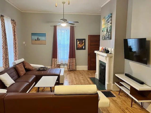 LVroom