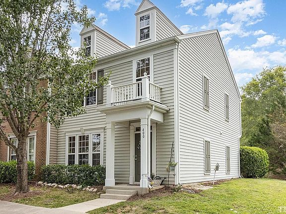 2nd image of 400 Hickory Meadow Cir