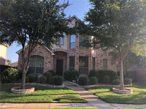 956 Cougar Dr