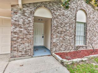 8915 Langfield Rd, Houston, TX 77040