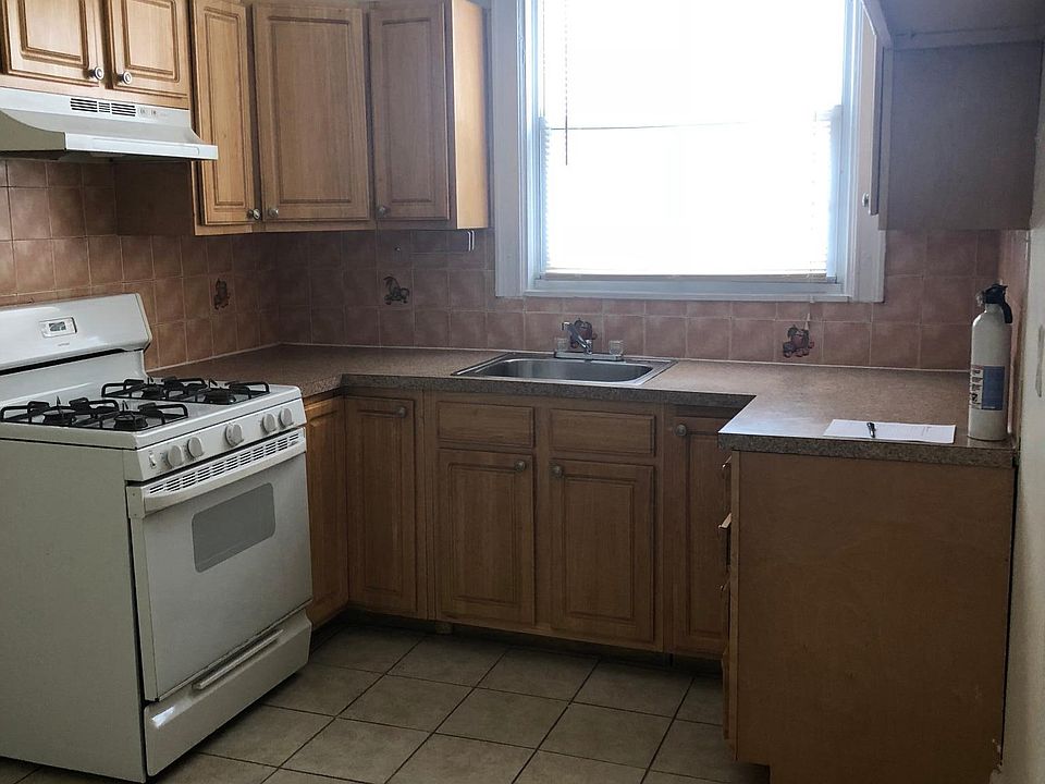 2nd image of 210 65th St #2