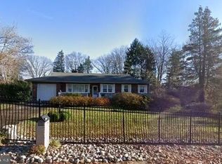 800 Parkridge Dr, Media, PA 19063