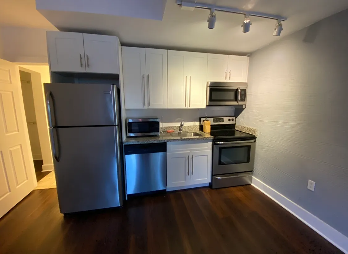 274 Northwest 32nd Street - 0 — Photo 2