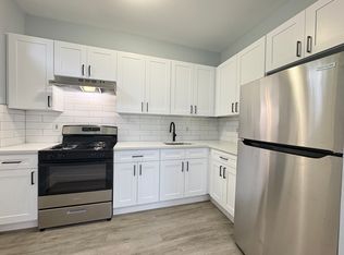 165 Chapman St FLOOR 2, Orange, NJ 07050
