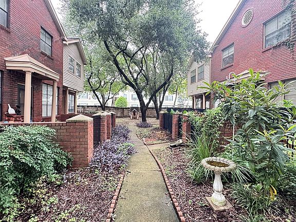 2nd image of 1103 Dulles Ave APT 504