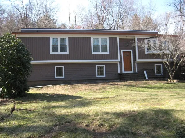 5 Old Amherst Rd #B, Belchertown, MA 01007