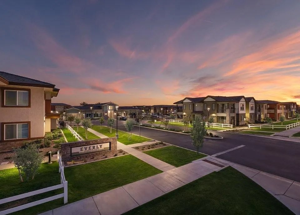 Everly at Morrison Ranch Luxury Apartments