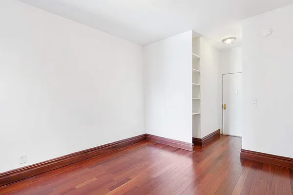 Rented by Compass | media 3