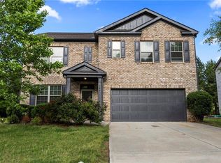 468 Lake Ridge Ln, Fairburn, GA 30213