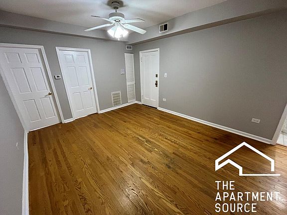 5th image of 4009 W Nelson St #8A