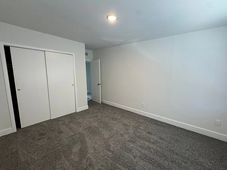 Library Place Apartments — Photo 95