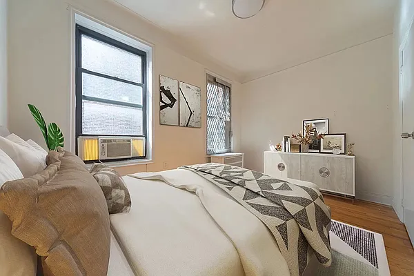 Rented by Platinum Properties | media 14
