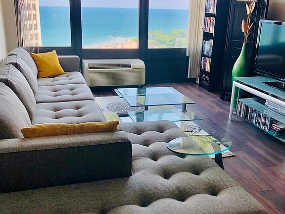 Living room with Lakeview