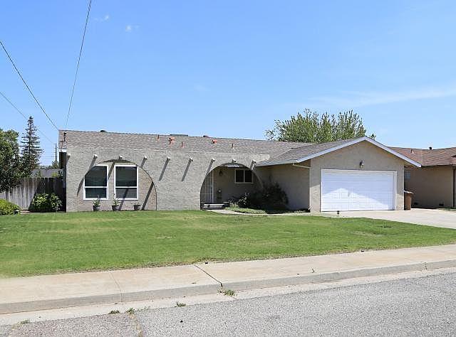 1st image of 3180 N Bel Mira Dr
