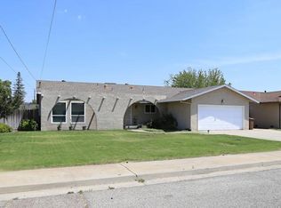 3180 N Bel Mira Dr, Atwater, CA 95301