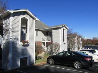 28 Carriage House Dr #28, Fort Thomas, KY 41075