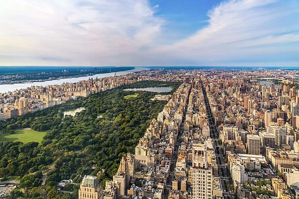 Rented by Douglas Elliman | media 33