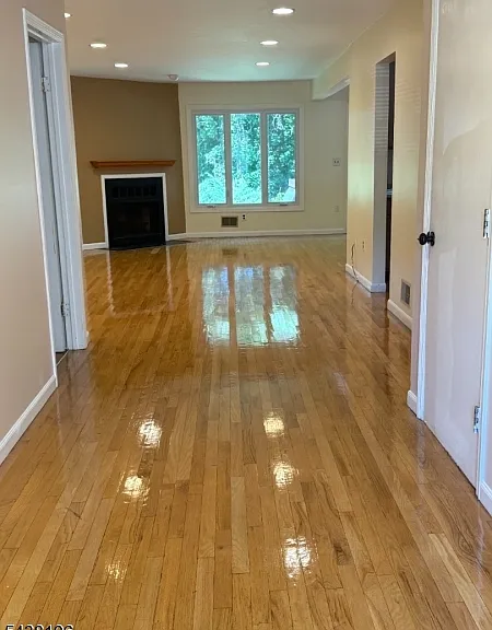 8 Stockton Ct — Photo 11
