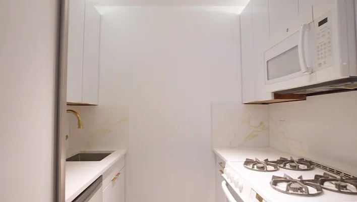 Rented by Oxford Property Group | media 8
