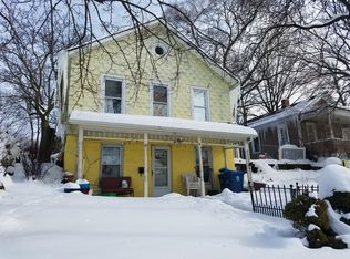 711 Aurora Ave, Aurora, IL 60505