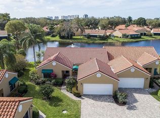 819 Reef Point Cir, Naples, FL 34108