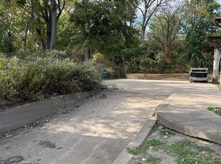 125 Oconnell Beach Rd, Burlington, IA 52601