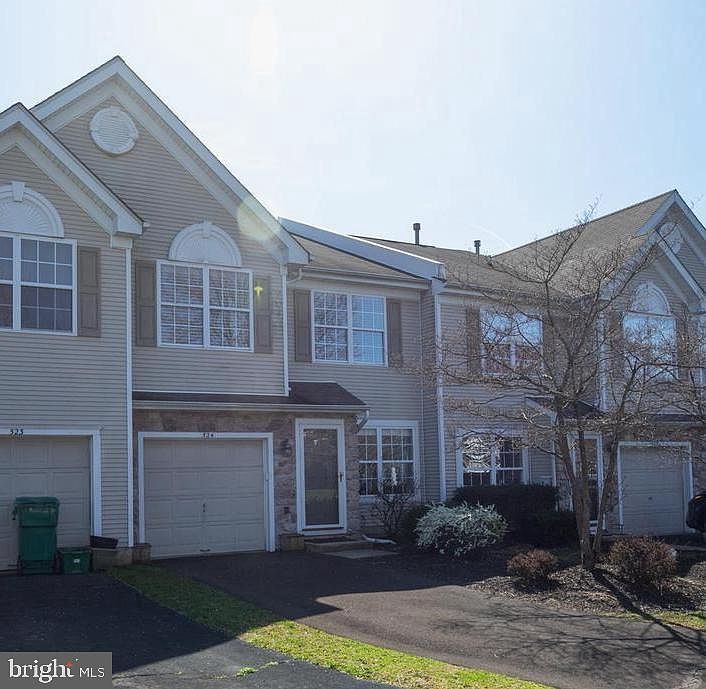 1st image of 524 Coachwood Ct