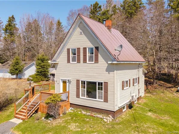 7 Leaman Rd, West Isles, NB E5V 1E3