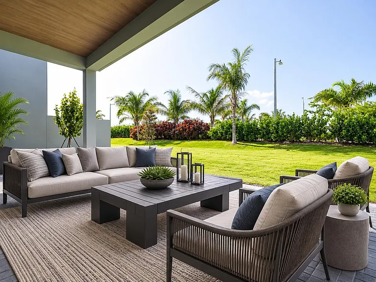 9597 Royal Palm Way — Photo 48