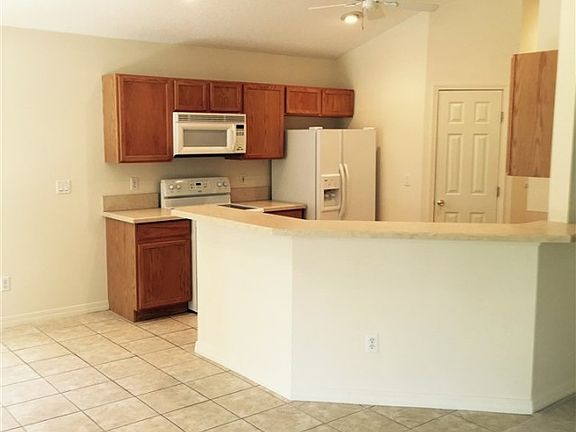 4th image of 508 Ocean Mist Ct