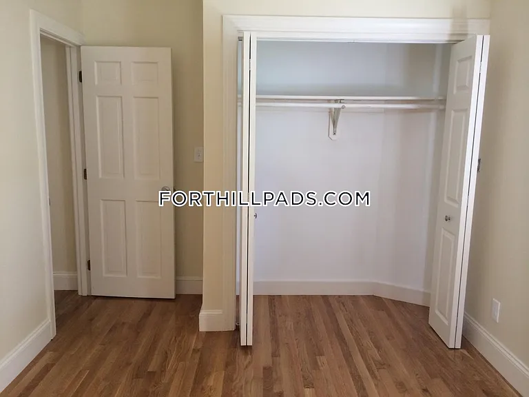 34 Juniper St #1 — Photo 12