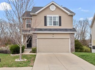 637 Fair Bluff Dr, Wentzville, MO 63385