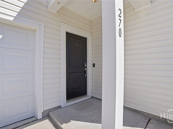 3rd image of 270 Lillian Street