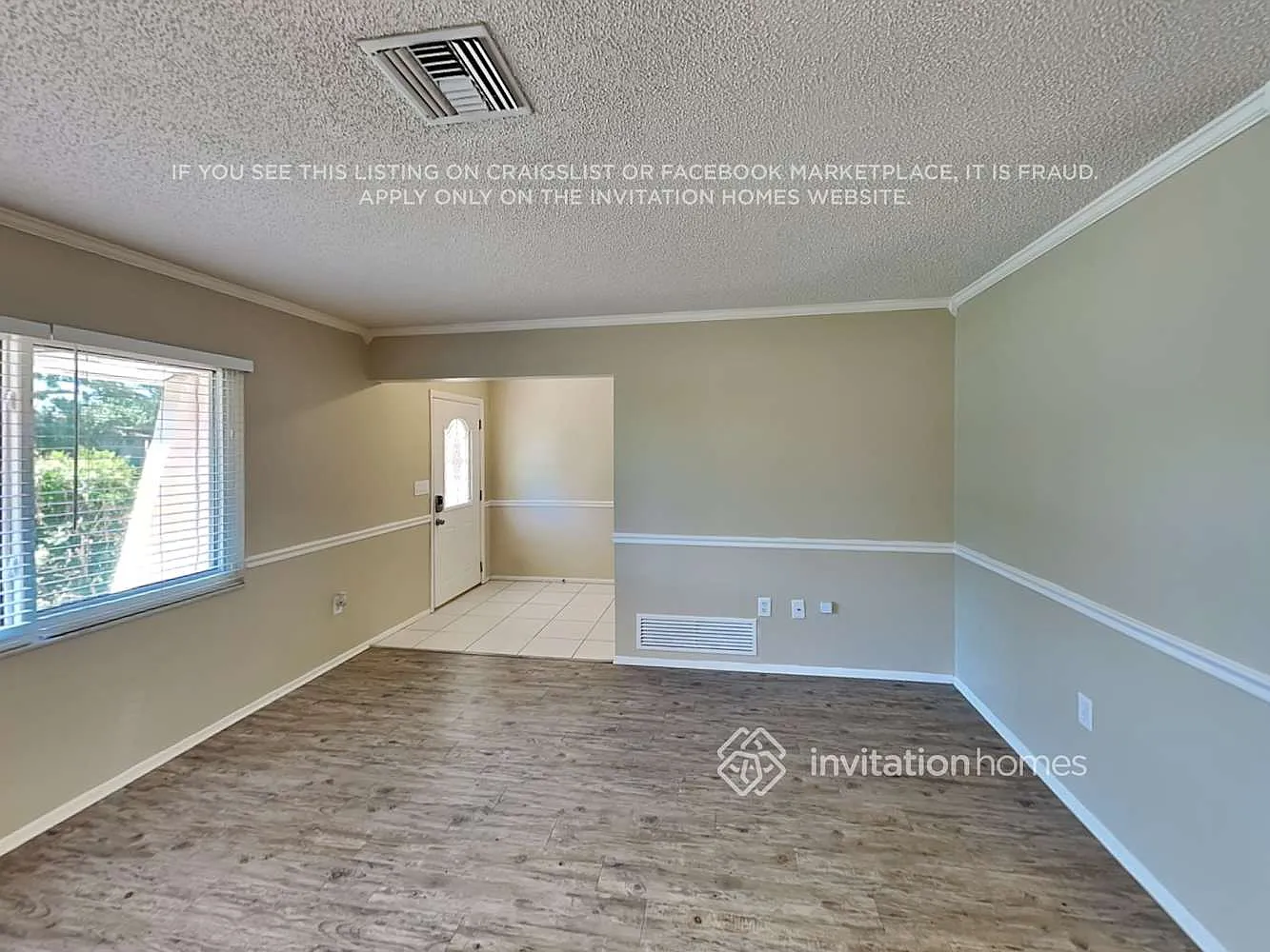 2217 Pine View Cir Sarasota, FL 34231 — Photo 4