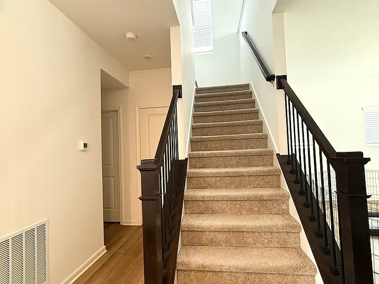 20130 Allegheny Ln — Photo 17
