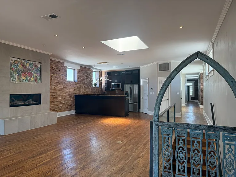 508 S Main St #3 — Photo 4