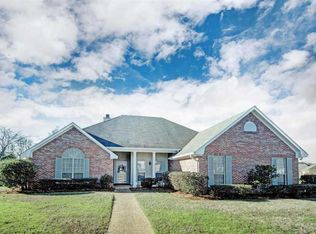 105 Chilton Pl, Madison, MS 39110