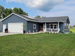 S5466 Mammoth Trl, Baraboo, WI 53913