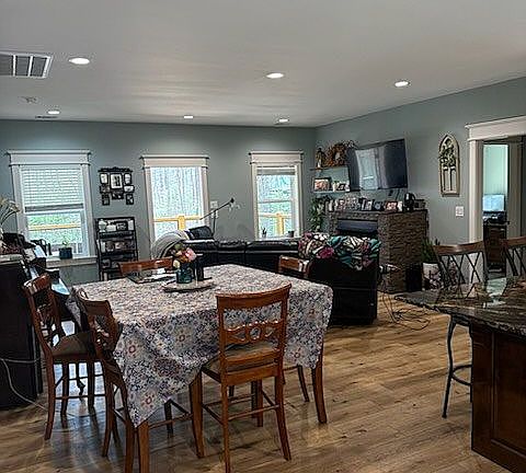3rd image of 283 Renegade Ridge Rd