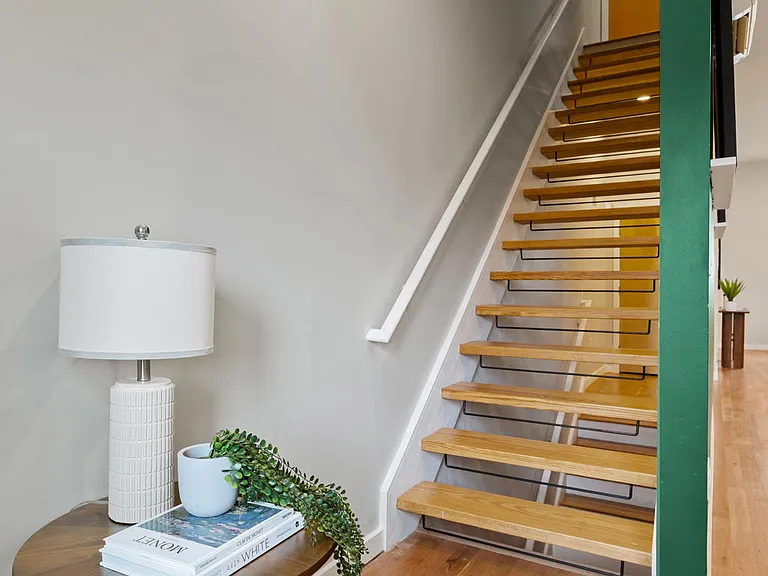 1720 Folsom St #B — Photo 17