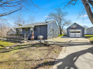 909 Spring St S, Northfield, MN 55057