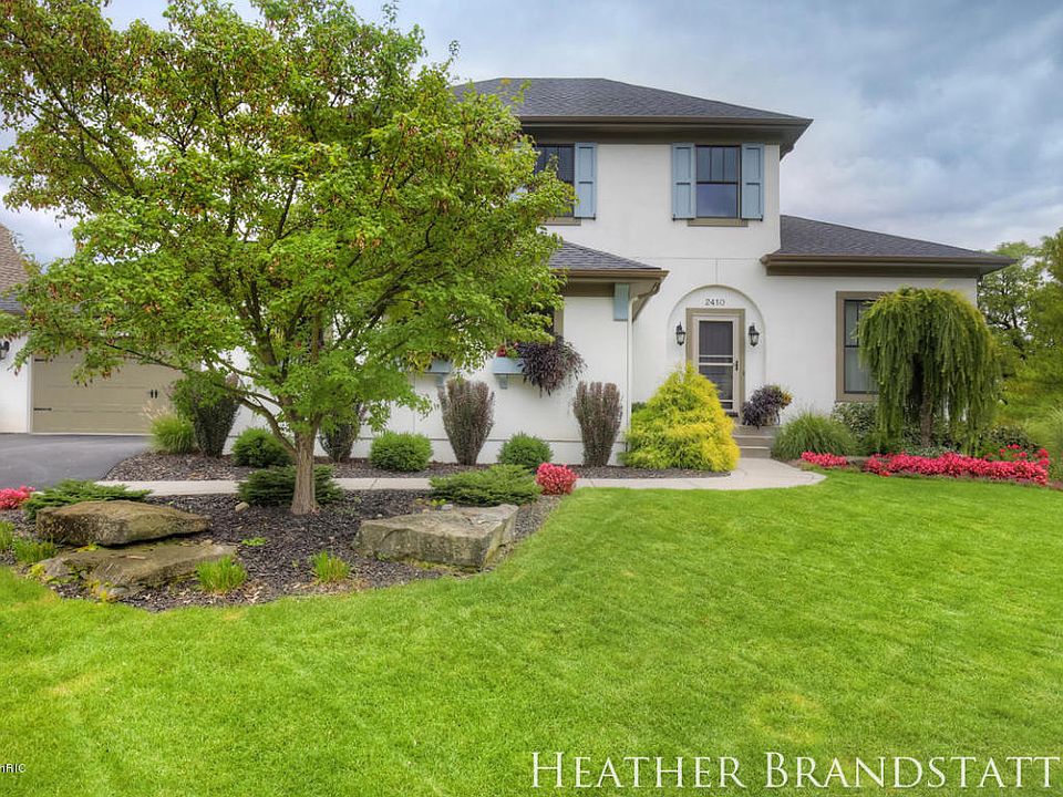 1st image of 2410 Blackberry Ln NE