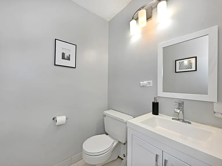 7004 Boulevard East #1-B — Photo 9