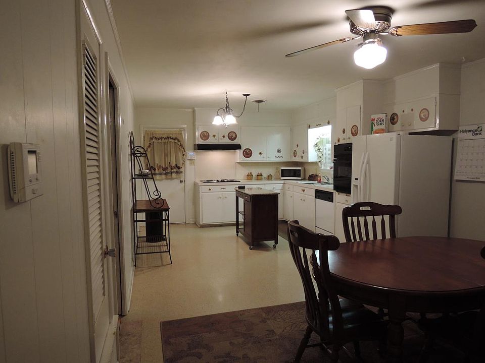 1st image of 2400 W 37th Ave
