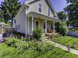 19 Austin St, Blackstone, MA 01504