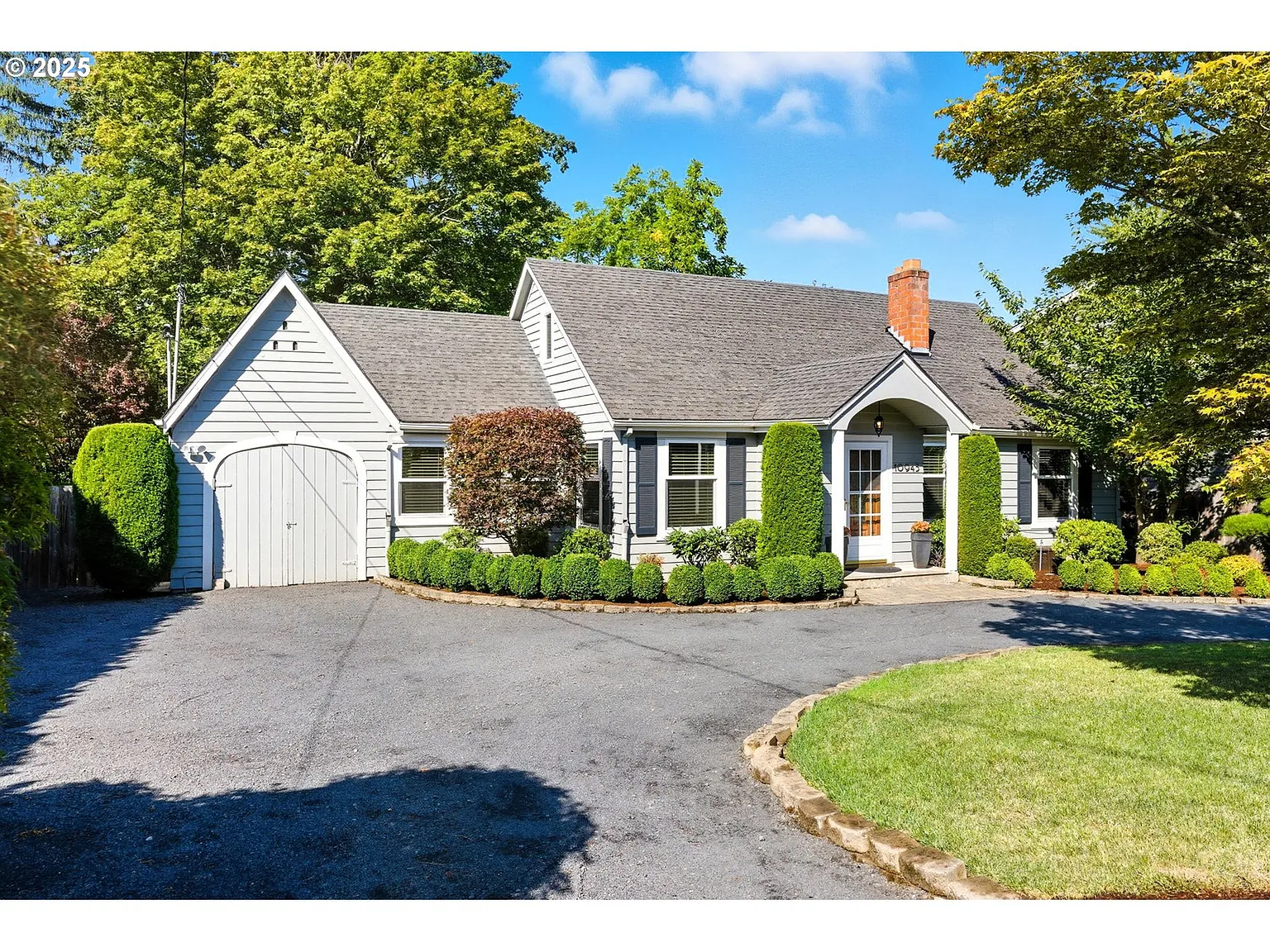 10945 SW 61st Ave photo 1